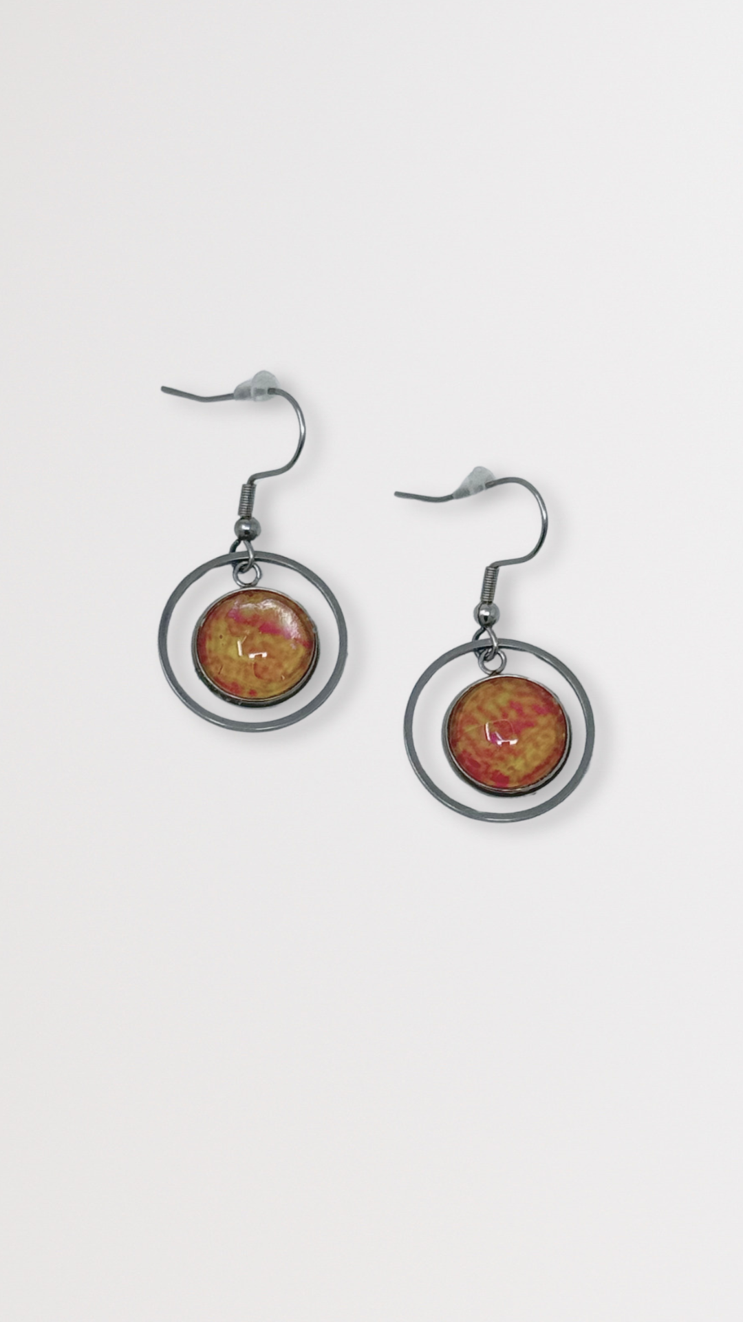 Metal Bezel Earrings - Turn It Gold