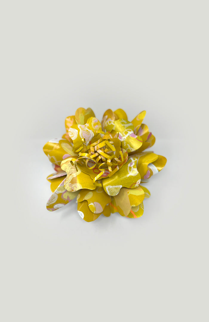 Small Turn it Gold Passion Flower 11"